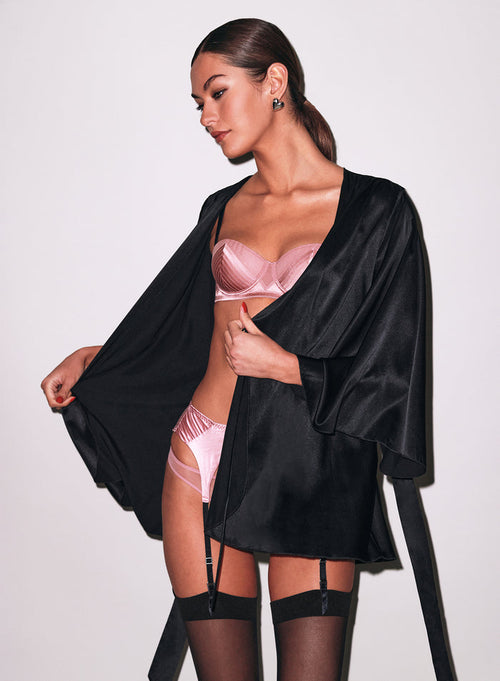 Angel Sleeve Robe-black