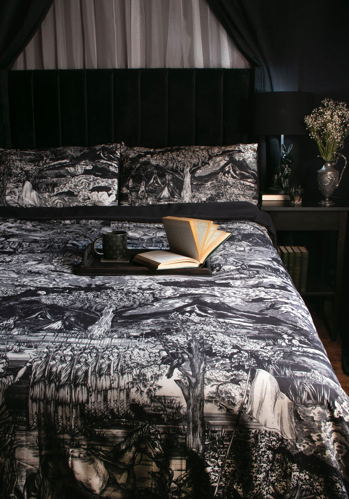 Boudicca Bedding Set (US King)