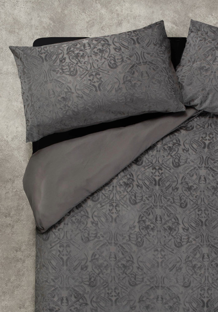 Branwyn Dragon Velvet Bedding (US Queen)