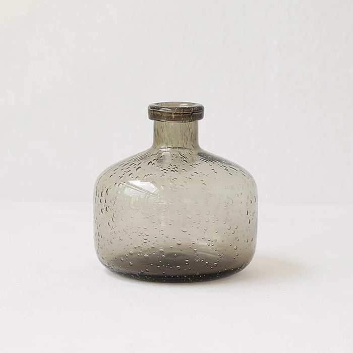 Grey / 3