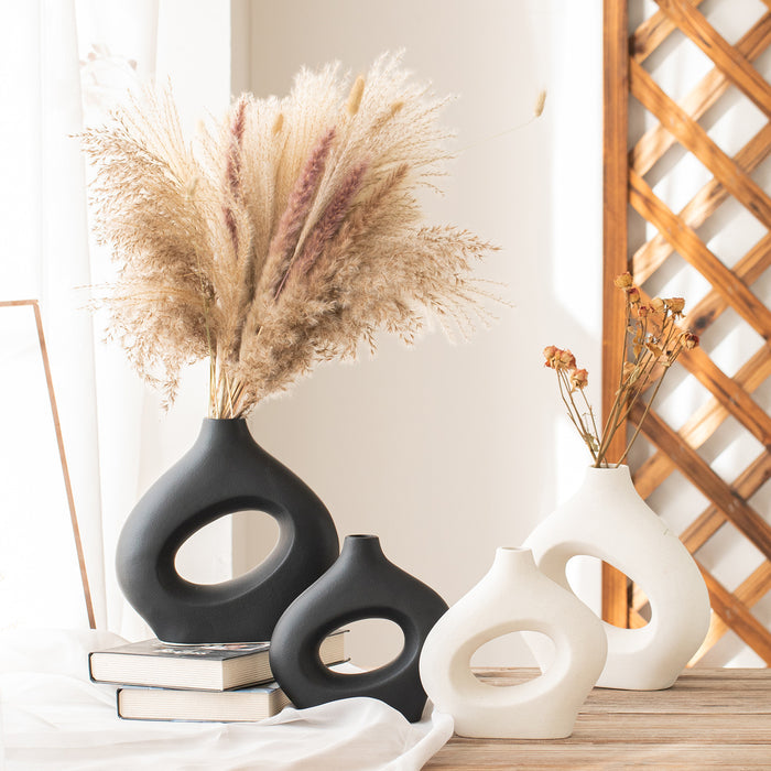 Ceramic circle vase decorations with dried flowers for modern home decor
