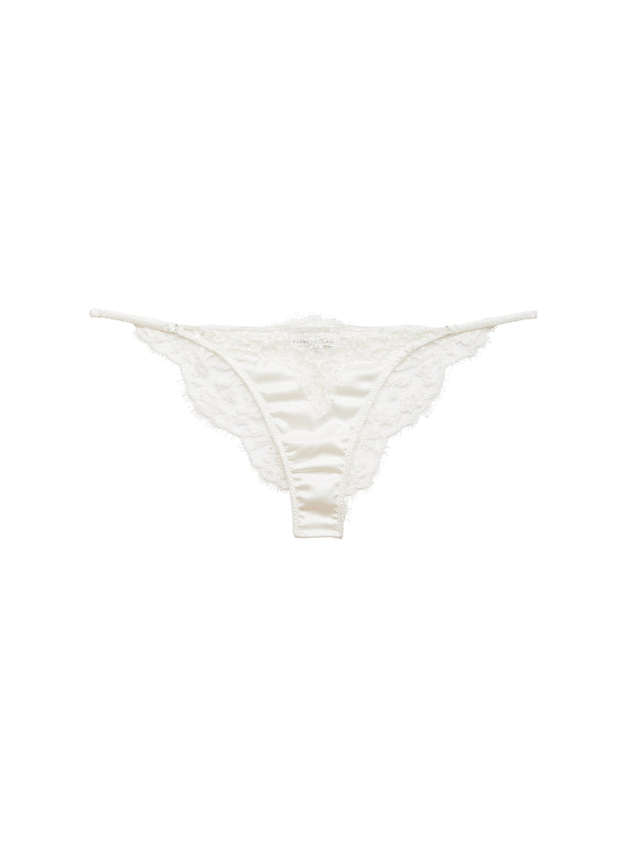 Daphne Lace Cheeky-ivory-flat