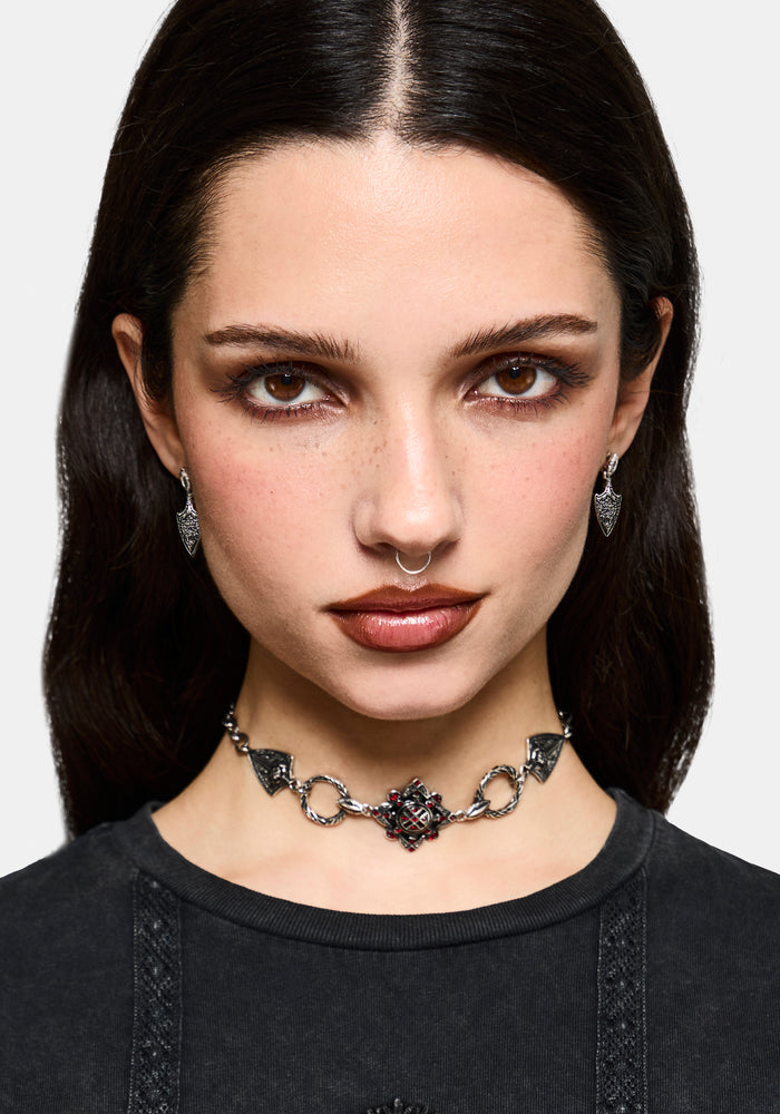 Gorthe Shield Earring Set