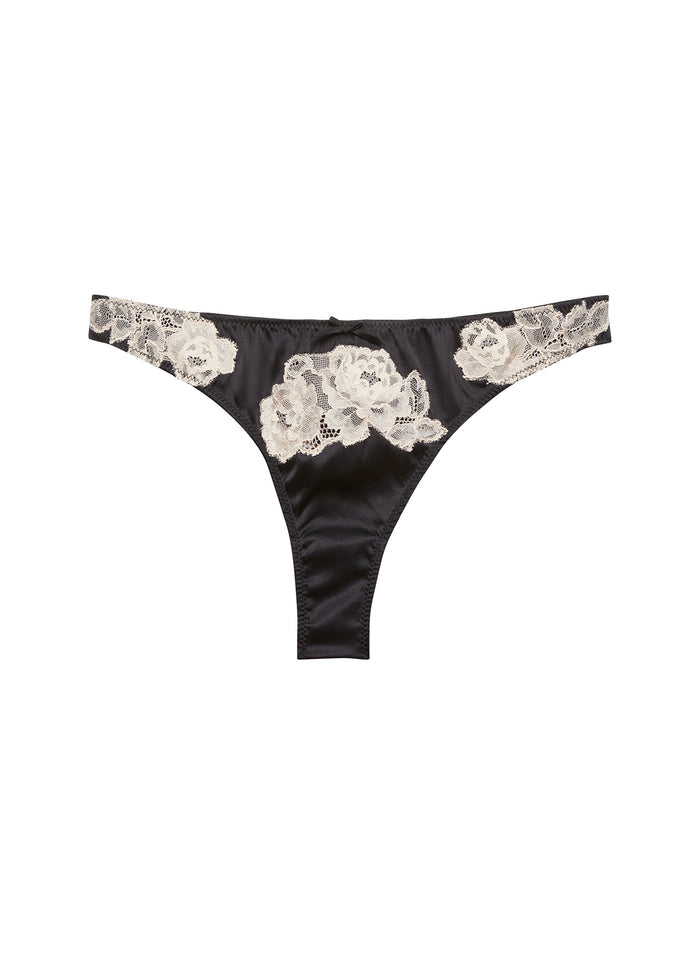 Juliet Lace Thong-black-flat