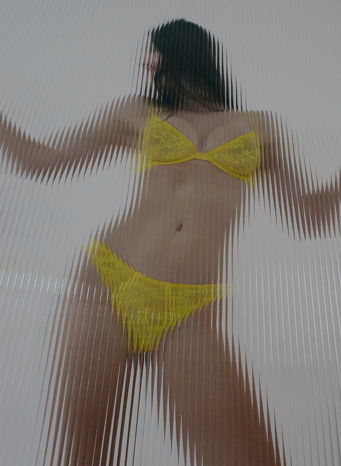 Le Stretch Lace Demi Bra-lemon