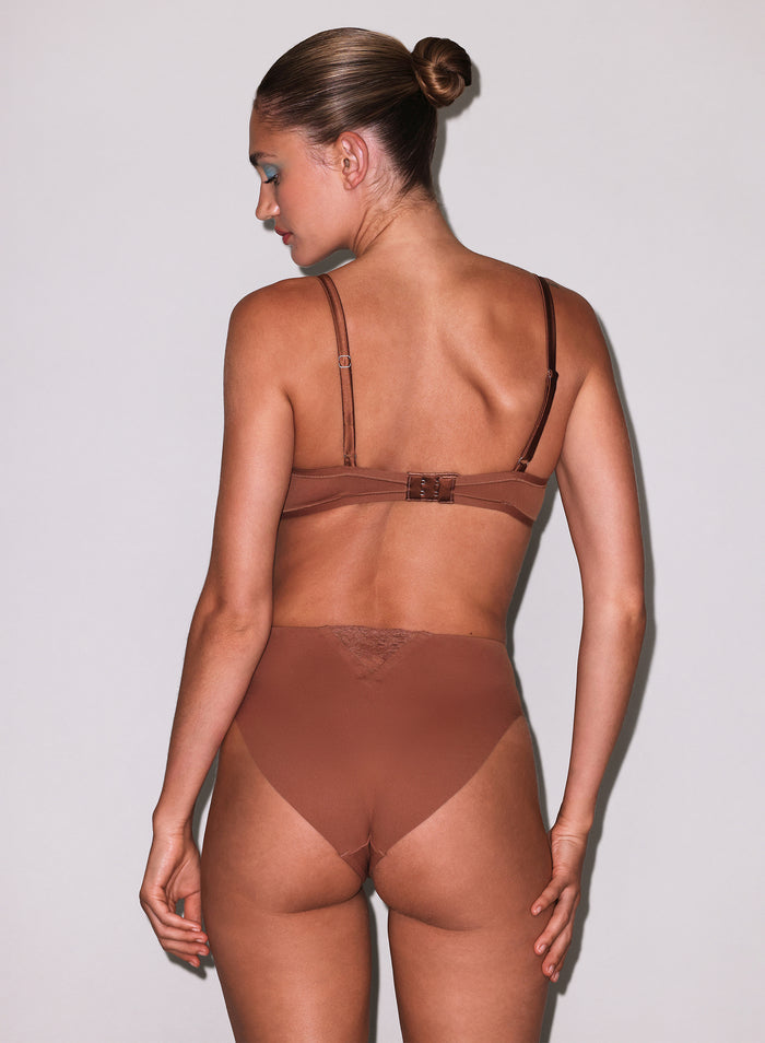 Le Stretch Micro Demi Bra-caramel