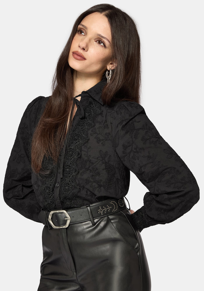 Lila Scallop Lace Open Collar Shirt