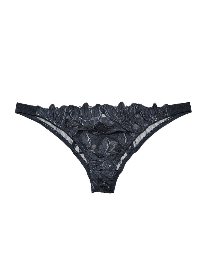 Lily Embroidery Cheeky-black-flat