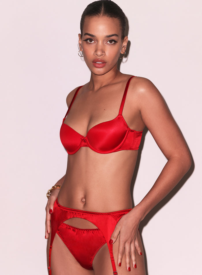Luxe Thong-rouge