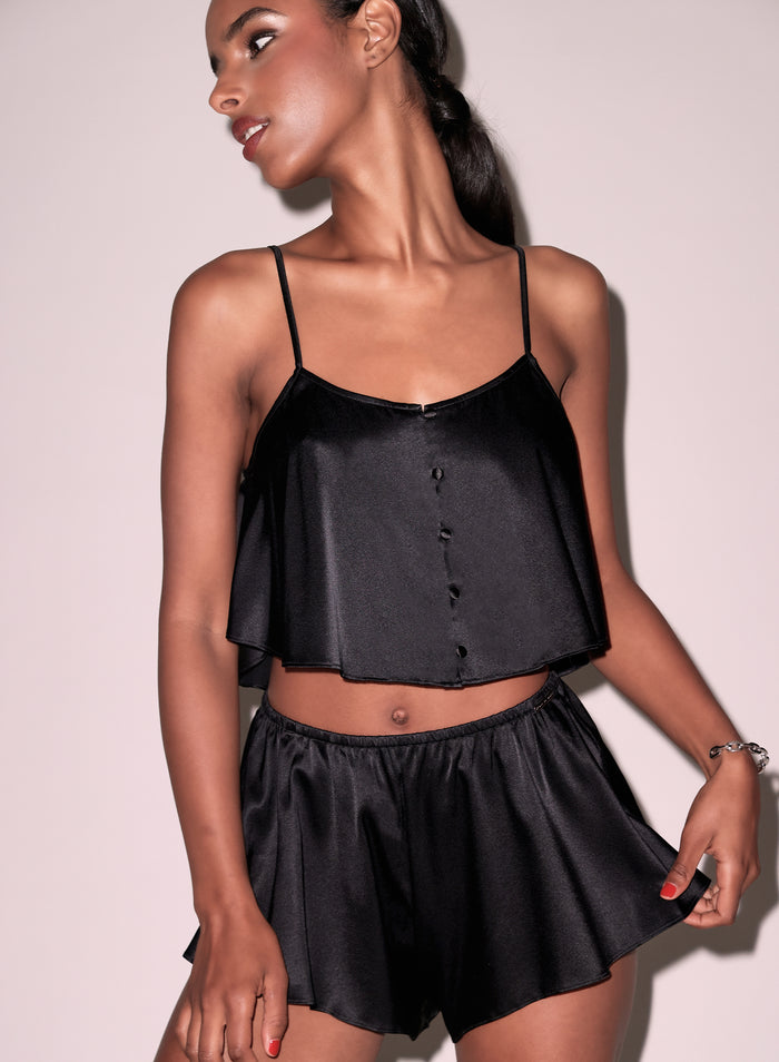 Luxe Flutter Short-black