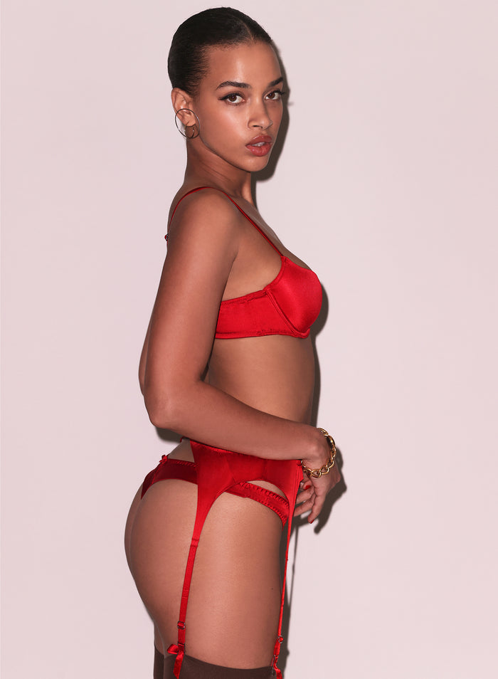 Luxe Thong-rouge