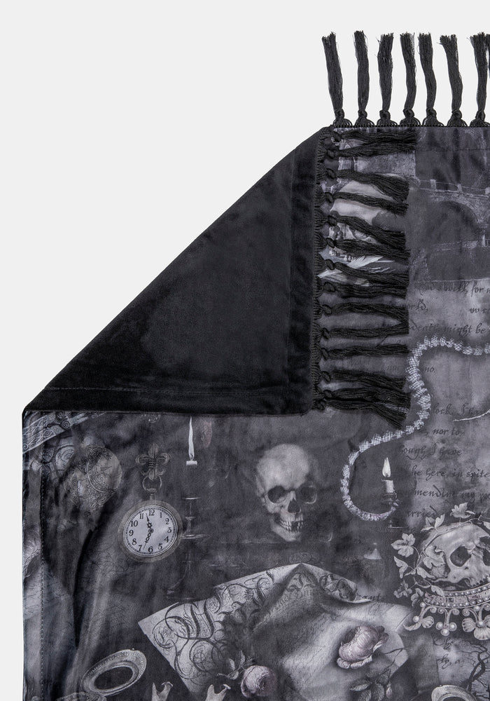 Nox Velvet Tassel Blanket