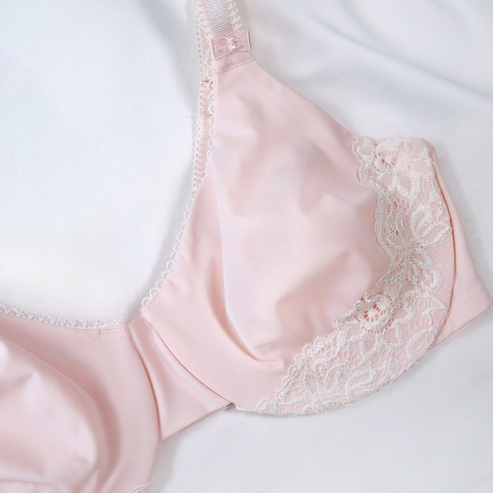 Olga by Warners Luxury Lift® Underwire Unlined Bra