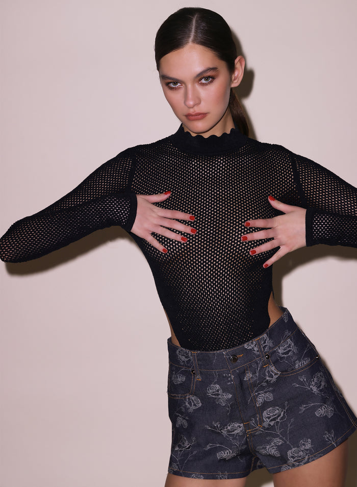 Scalloped Pointelle Knit Top-black