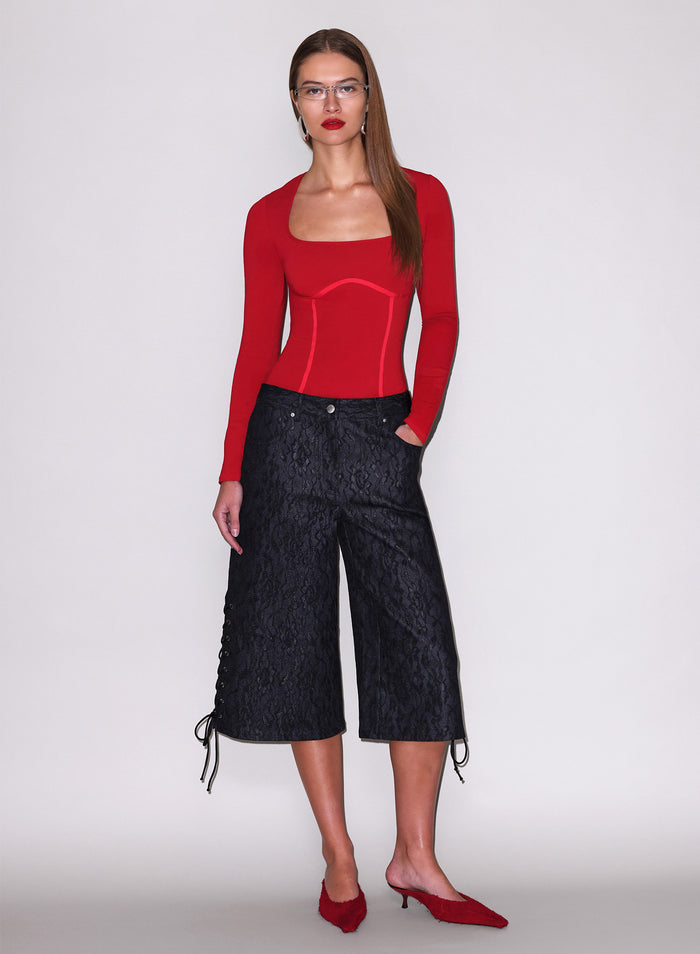Scoop Neck Long Sleeve Bodysuit-rouge