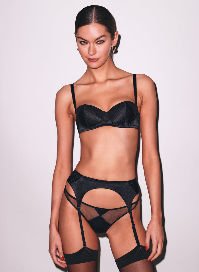 Top Stitch Convertible Bra-black-Fleur du Mal