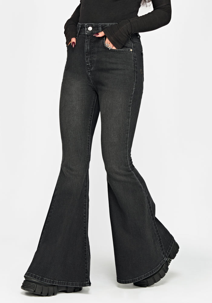 Valencia Extreme Flare Jean